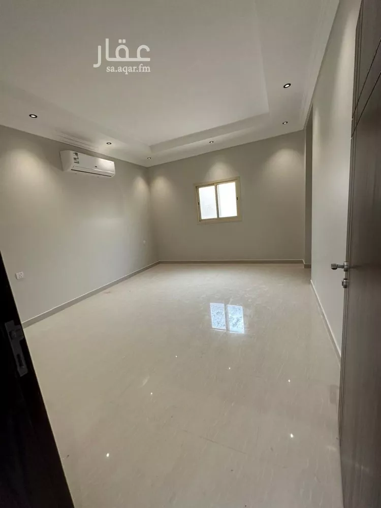 فيلا للإيجار في شارع رقم 135, حي الياسمين, مدينة الرياض, منطقة الرياض صورة 2
