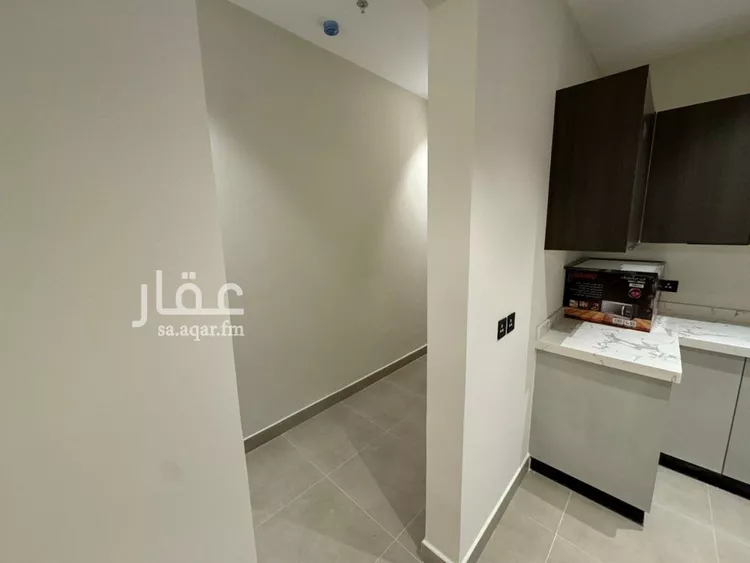 شقة للإيجار في شارع عبدالله بن سليمان الحمدان, حي العليا, مدينة الرياض, منطقة الرياض صورة 4