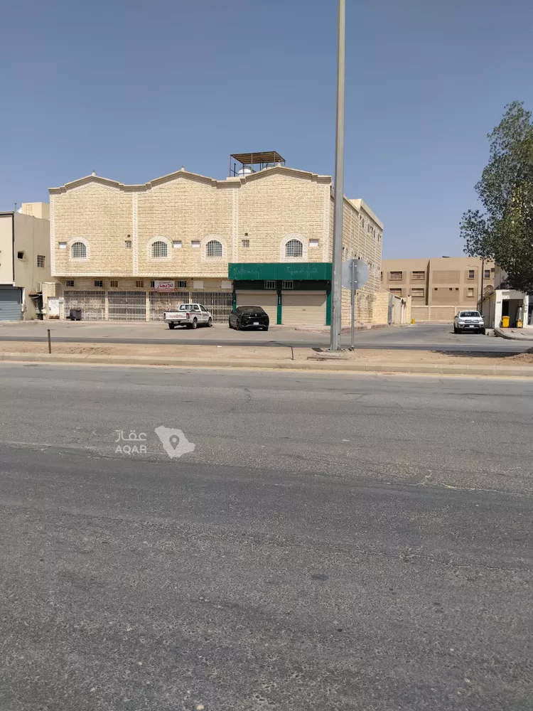 عمارة للإيجار في شارع السلطان قابوس بن سعيد, حي المعيزيلة, مدينة الرياض, منطقة الرياض صورة 3