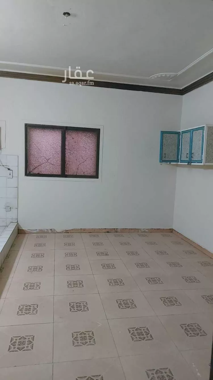 عمارة للإيجار في شارع ابي سعيد الخدري, حي الملك فيصل, مدينة الرياض, منطقة الرياض 15