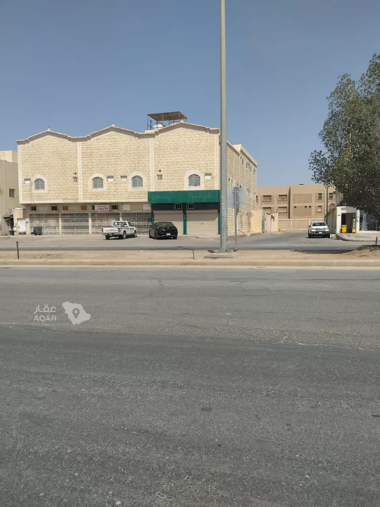 عمارة للإيجار في شارع السلطان قابوس بن سعيد, حي المعيزيلة, مدينة الرياض, منطقة الرياض