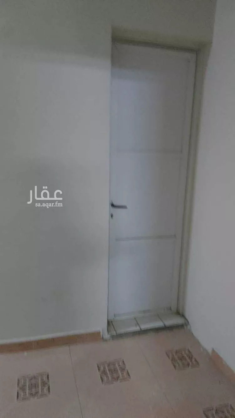 عمارة للإيجار في شارع ابي سعيد الخدري, حي الملك فيصل, مدينة الرياض, منطقة الرياض 7