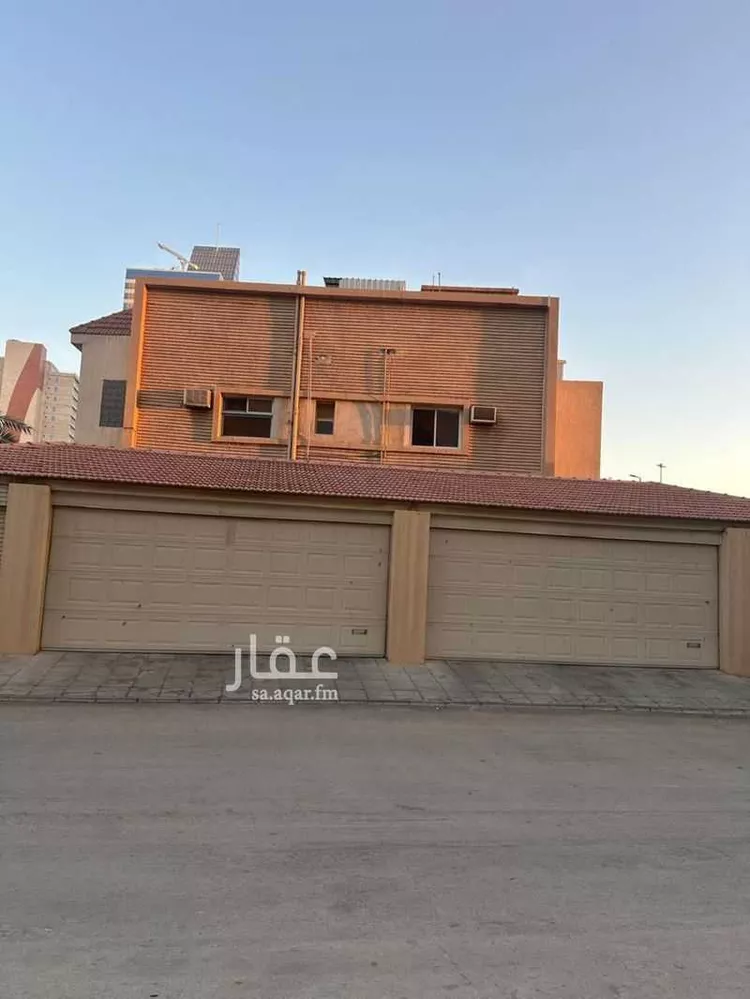 فيلا للبيع في شارع يعقوب الأنصاري, حي النموذجية, مدينة الرياض, منطقة الرياض صورة 5