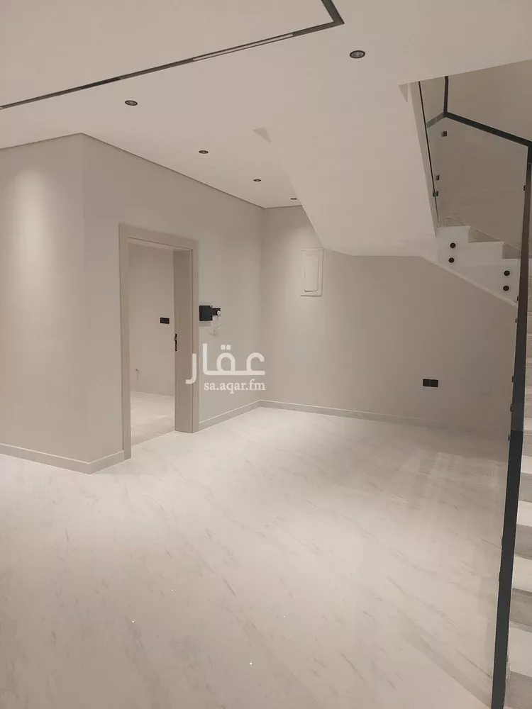 فيلا للبيع في شارع ابن حبان, حي المصيف, مدينة الرياض, منطقة الرياض صورة 5