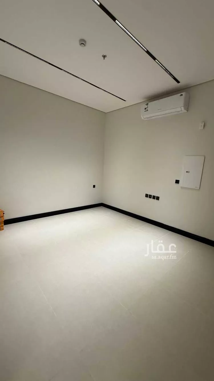 شقة للبيع في شارع محمد بن تغلب, حي العارض, مدينة الرياض, منطقة الرياض صورة 2