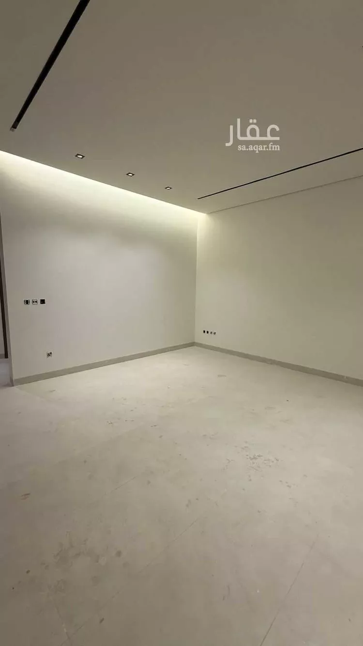 دور للبيع في شارع المثلث, حي التعاون, مدينة الرياض, منطقة الرياض صورة 4
