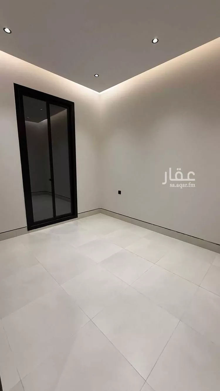 فيلا للبيع في شارع عبدالله بن صدقة , حي النرجس, مدينة الرياض, منطقة الرياض صورة 4