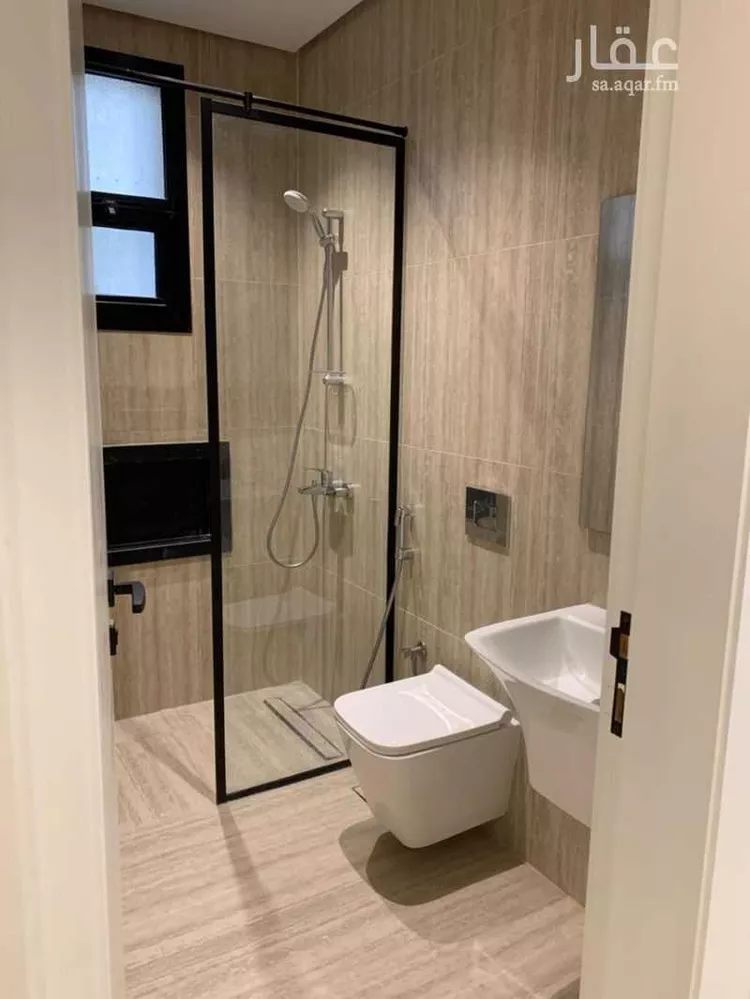 شقة للإيجار في شارع سفيان بن النضر, حي الحمراء, مدينة الخبر, المنطقة الشرقية صورة 5