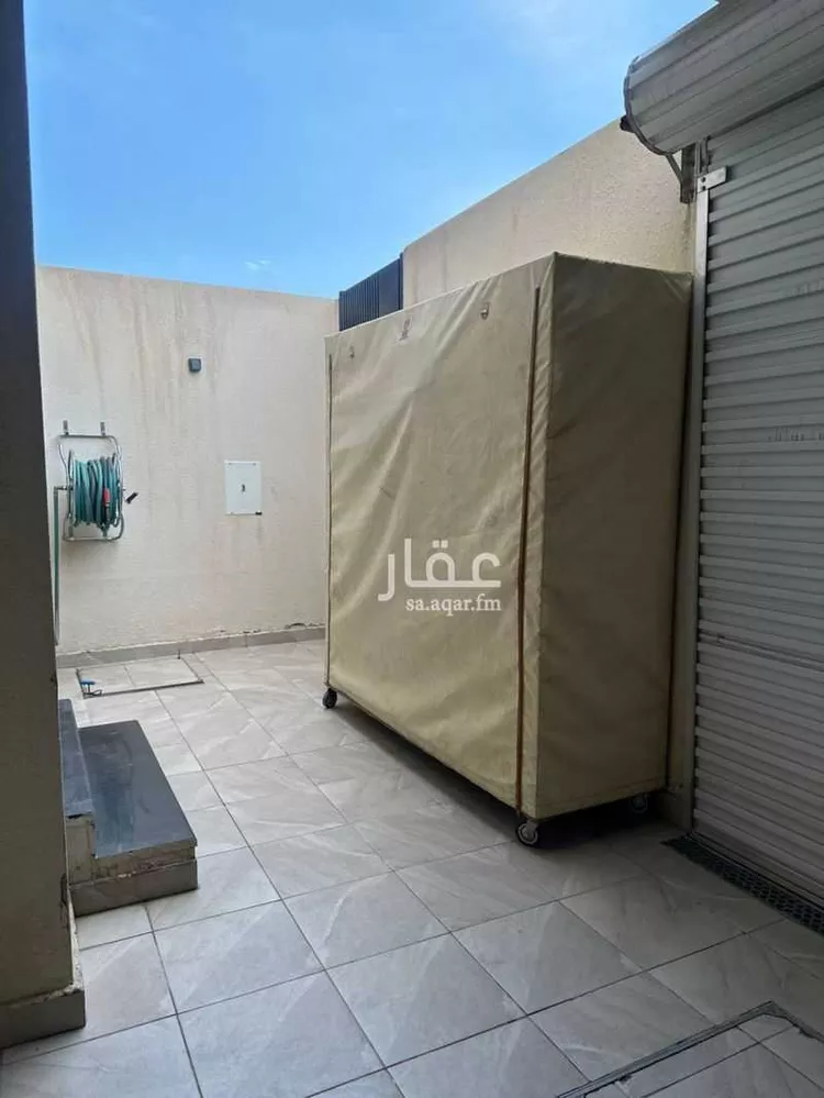 دور للبيع في شارع الغنامية, حي الربيع, مدينة الرياض, منطقة الرياض 6