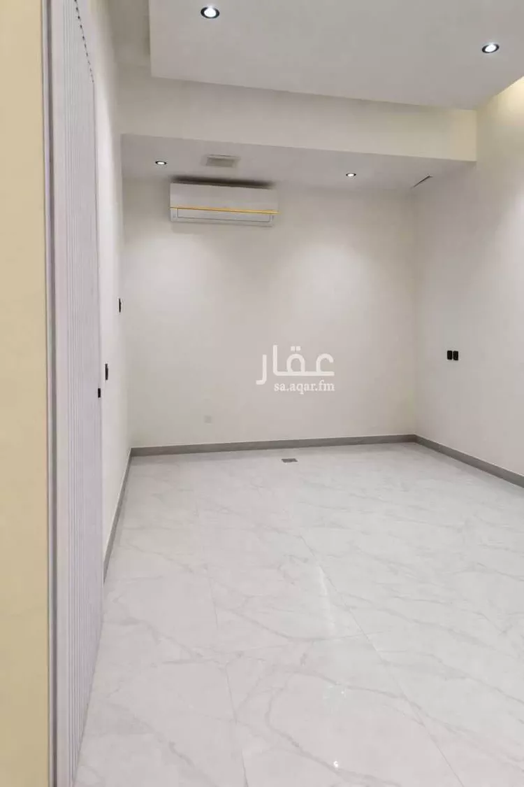 دور للبيع في شارع الغنامية, حي الربيع, مدينة الرياض, منطقة الرياض 16