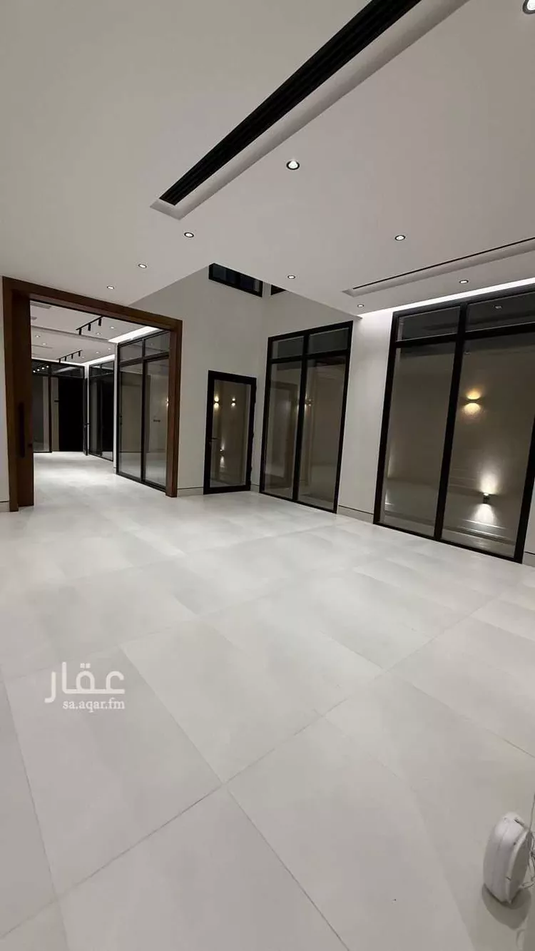 فيلا للبيع في شارع عبدالله بن صدقة , حي النرجس, مدينة الرياض, منطقة الرياض صورة 5