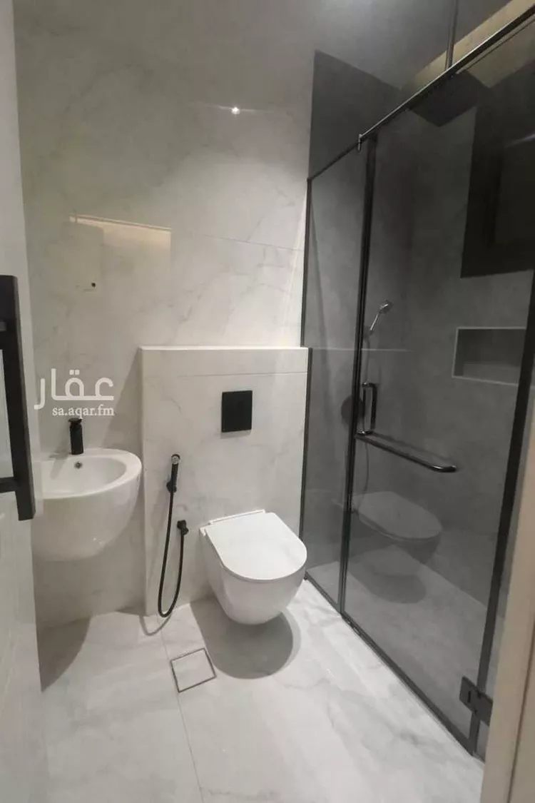 دور للبيع في شارع الغنامية, حي الربيع, مدينة الرياض, منطقة الرياض صورة 5