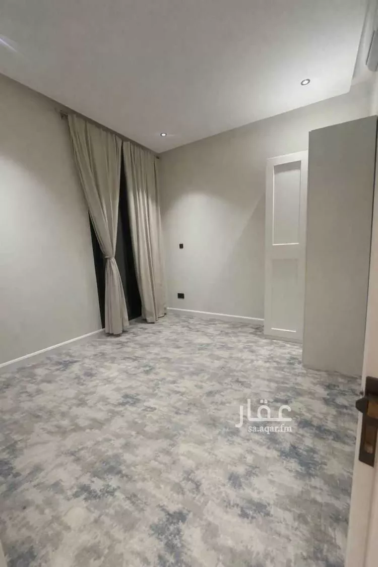 دور للبيع في شارع الغنامية, حي الربيع, مدينة الرياض, منطقة الرياض 18