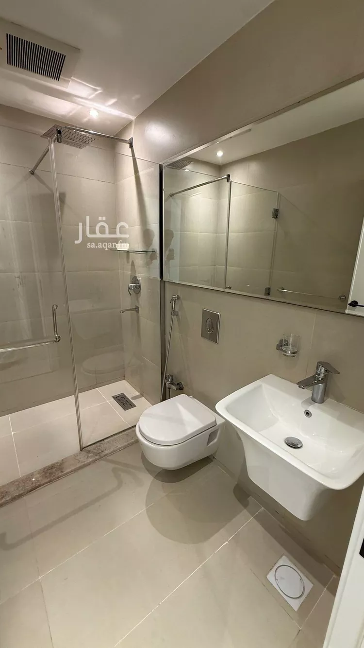 شقة للإيجار في شارع الشيخ عبدالله بن جبرين, حي القيروان, مدينة الرياض, منطقة الرياض صورة 4