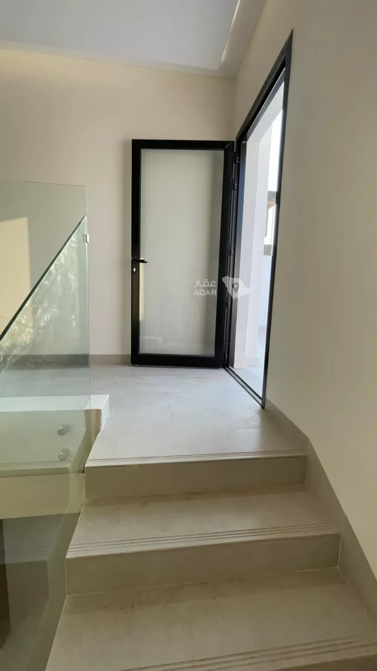 فيلا للبيع في شارع منصور البهوتي, حي بدر, مدينة الرياض, منطقة الرياض 10