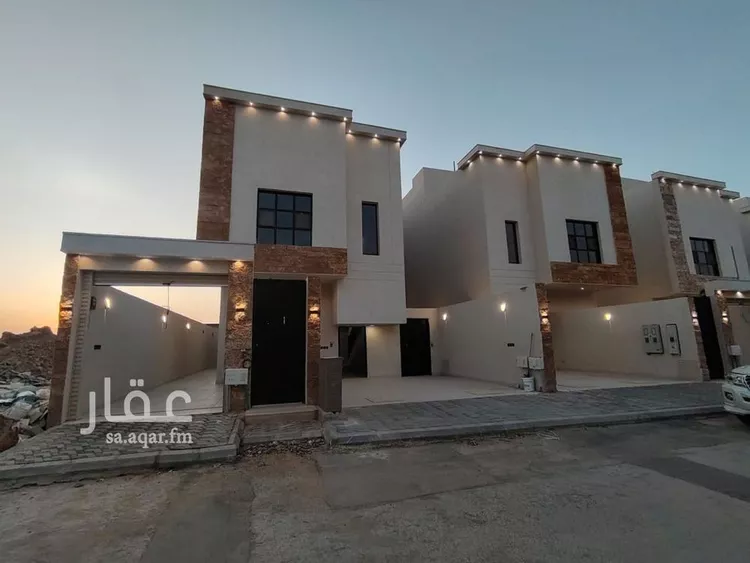 دور للبيع في شارع ابن الحبوبي, حي عكاظ, مدينة الرياض, منطقة الرياض