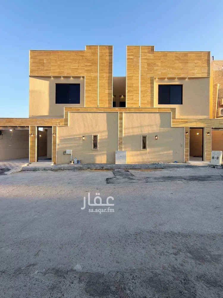 Villa for Sale in Riyadh Al Uraija Al Wusta