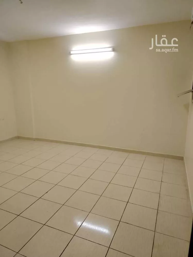 شقة للإيجار في شارع محمد بن أحمد الفاسي, حي السعادة, مدينة الرياض, منطقة الرياض صورة 5