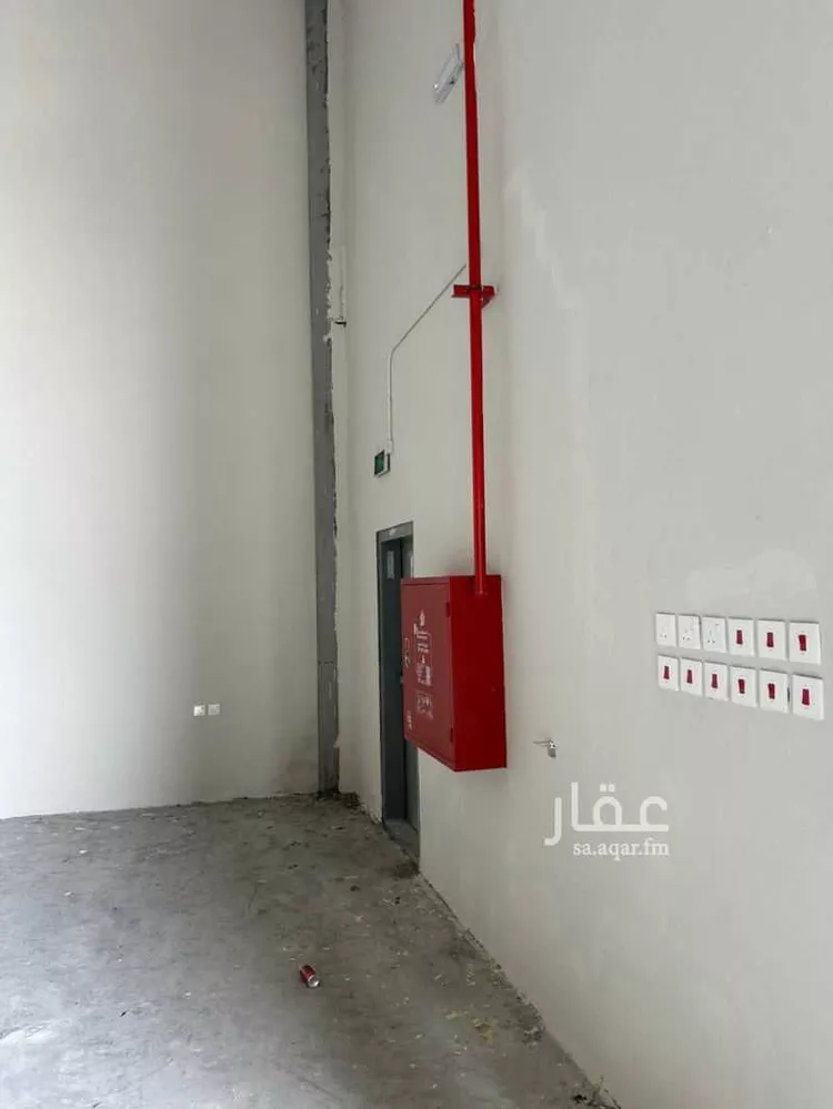مستودع للإيجار في شارع طريق الملك عبدالعزيز, حي حي صناعية الظهران, مدينة الدمام, المنطقة الشرقية صورة 3