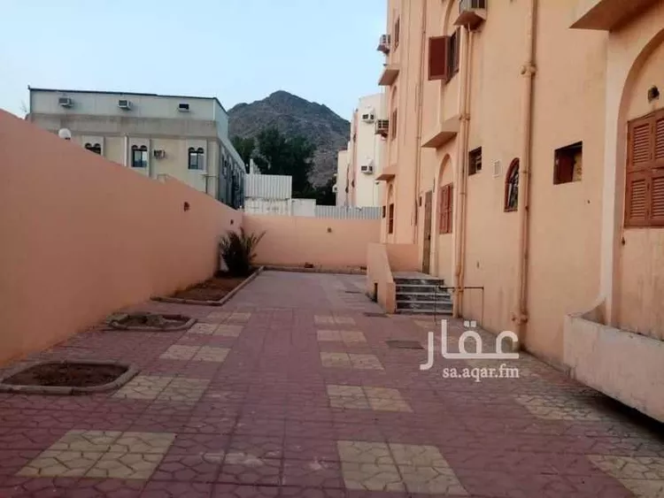 عمارة للبيع في شارع شارع المراسيل, حي العوالي, مدينة مكه المكرمه, منطقة مكة المكرمة صورة 3
