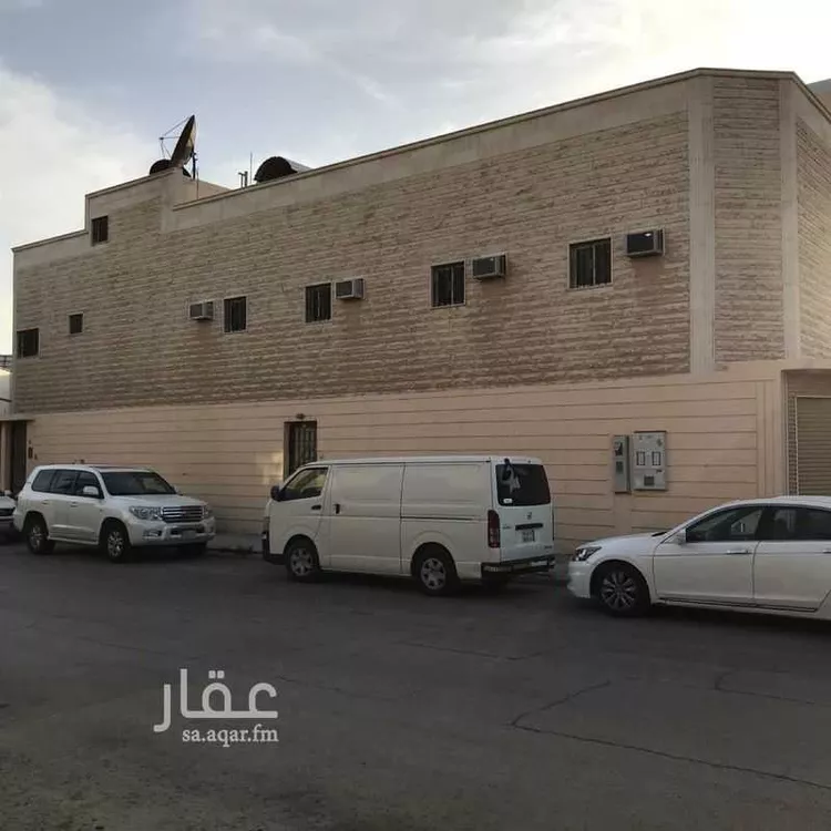 عمارة للبيع في شارع ابن قيم الجوزية ، حي الملز ، الرياض ، منطقة الرياض