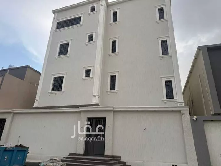 عمارة للبيع في شارع يوسف بن سلام, حي الإسكان, مدينة خميس مشيط, منطقة عسير صورة 2