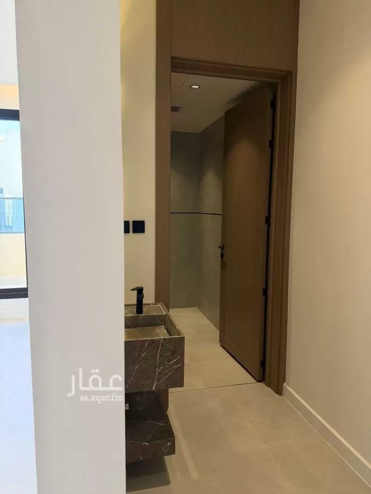 دور للبيع في شارع أنس بن مالك, حي النرجس, مدينة الرياض, منطقة الرياض صورة 2
