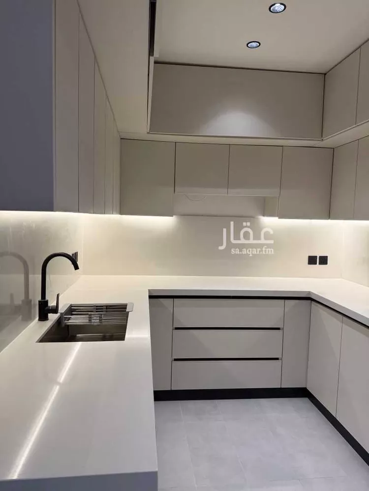 Floor for Sale in Riyadh An Narjis 5