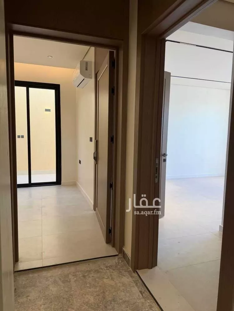 Floor for Sale in Riyadh An Narjis 8