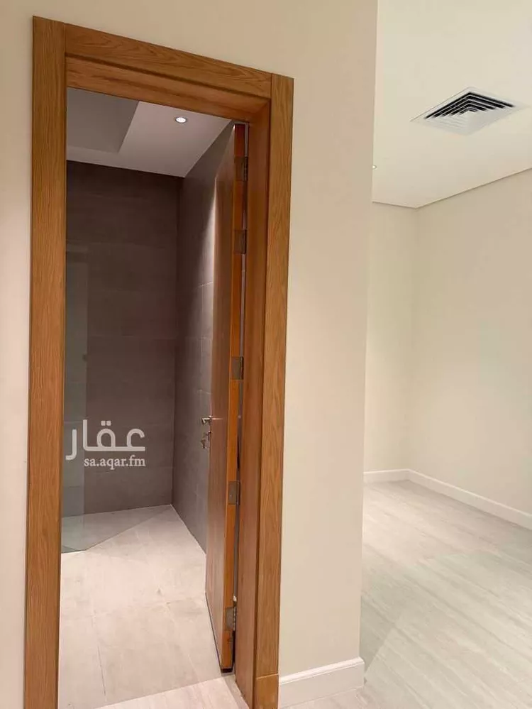 Floor for Sale in Riyadh Al Hamra صورة 2