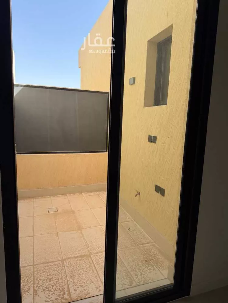 دور للبيع في شارع عبدالله بن عبدالرحمن المقبل, حي النرجس, مدينة الرياض, منطقة الرياض صورة 4