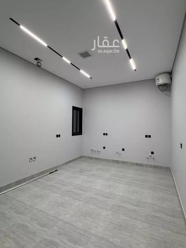 دور للبيع في شارع محمد المقرئ, حي الخليج, مدينة الرياض, منطقة الرياض 6