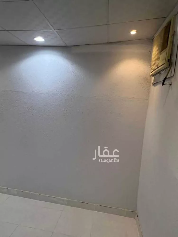 عمارة للإيجار في شارع عبدالله بن عمر, حي النسيم الغربي, مدينة الرياض, منطقة الرياض صورة 5