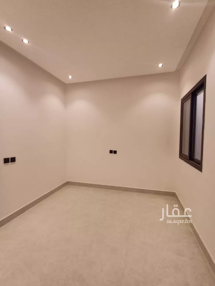 دور للبيع في شارع عبدالله بن أبي الهذيل, حي الرمال, مدينة الرياض, منطقة الرياض صورة 4