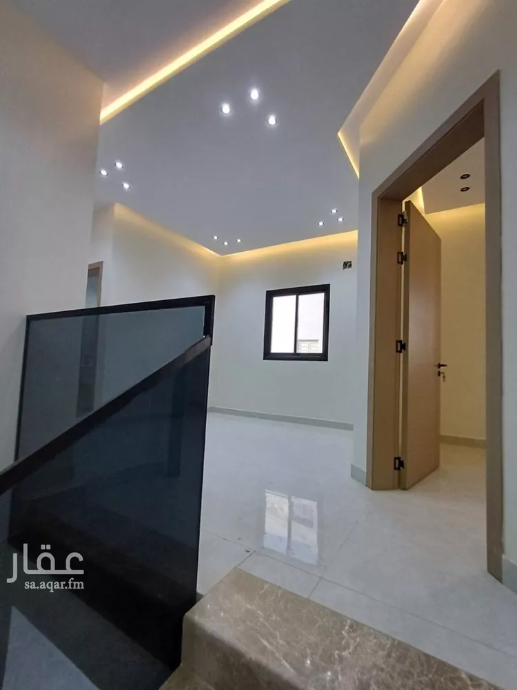 فيلا للبيع في شارع إبراهيم بن حسين, حي الرمال, مدينة الرياض, منطقة الرياض صورة 3