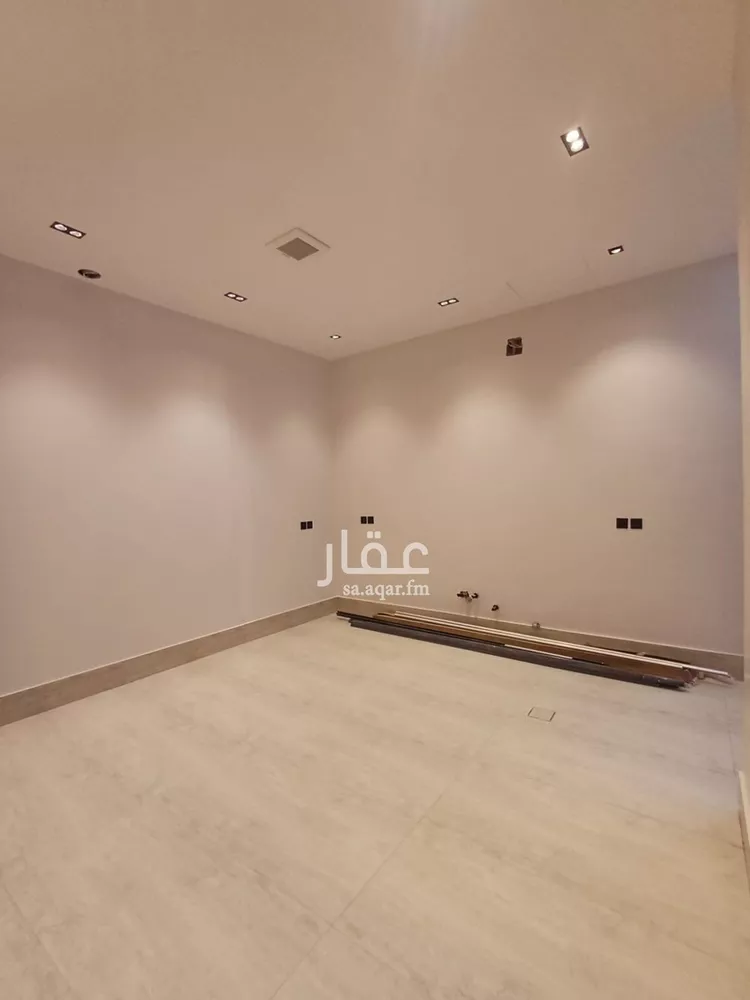 فيلا للبيع في شارع عمر بن سعيد, حي البيان, مدينة الرياض, منطقة الرياض صورة 3