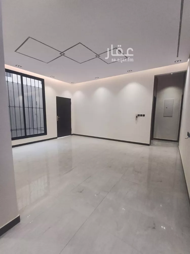 دور للبيع في شارع رقم 73, حي الندوة, مدينة الرياض, منطقة الرياض صورة 4