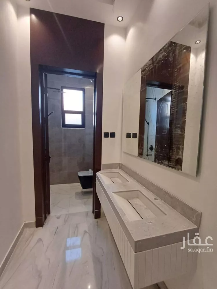 Floor for Sale in Riyadh Ar Rimal 11
