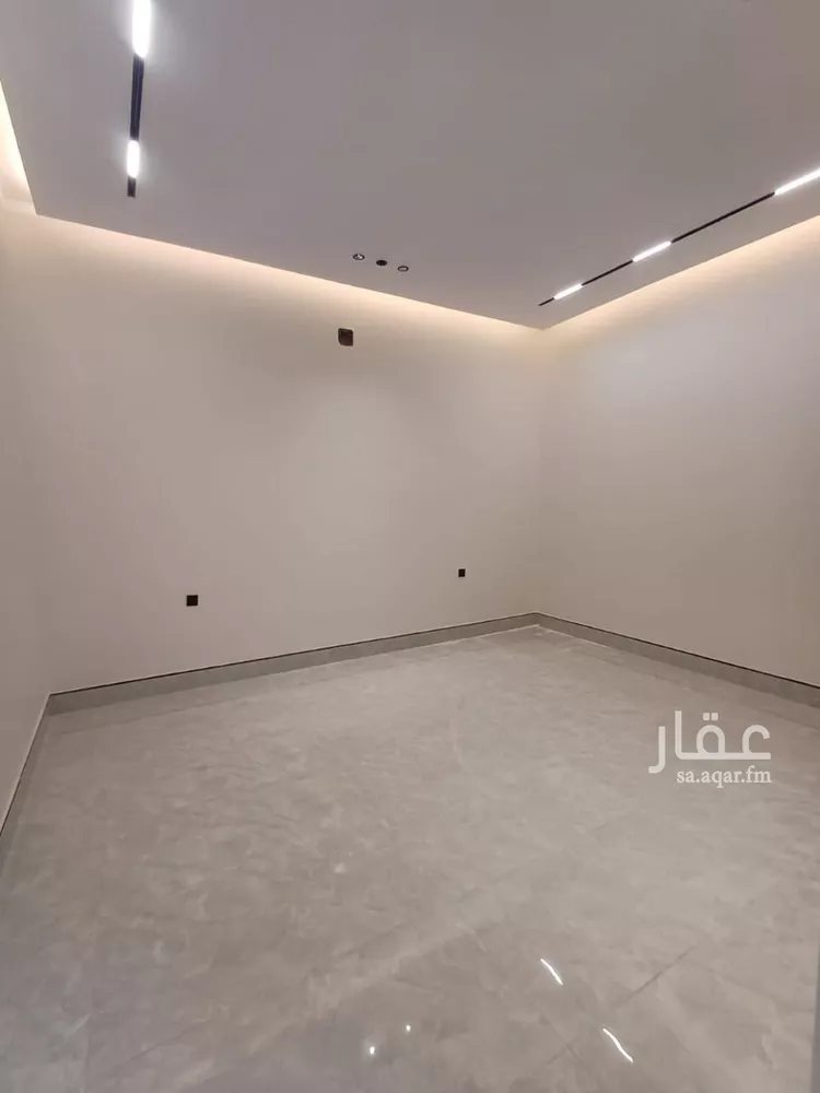 دور للبيع في شارع صالح محمد جمال, حي الرمال, مدينة الرياض, منطقة الرياض صورة 5