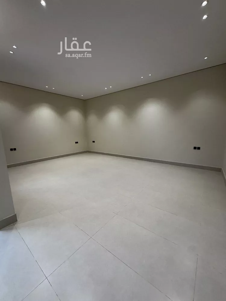 دور للبيع في شارع أبي الحسن علي الجرجاني4, حي الرمال, مدينة الرياض, منطقة الرياض صورة 3