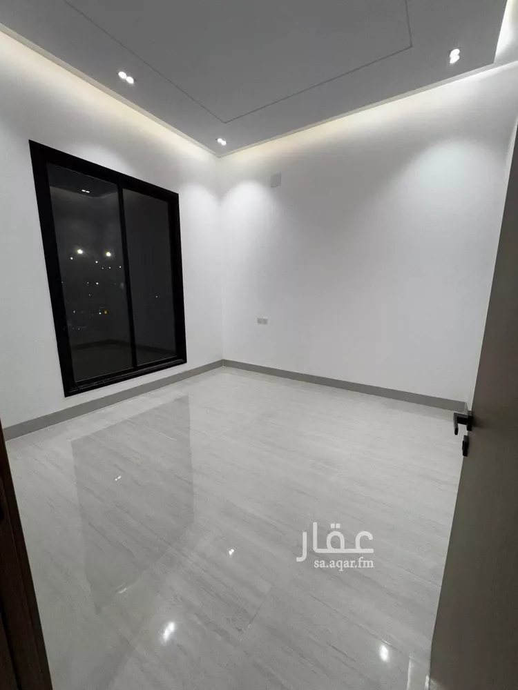 فيلا للبيع في شارع أسلم بن عبدالعزيز, حي الرمال, مدينة الرياض, منطقة الرياض 10