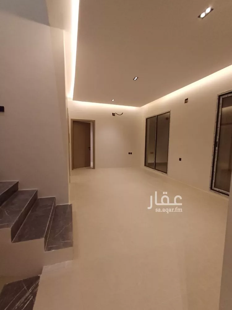 فيلا للبيع في شارع ابي رفاعه, حي الرمال, مدينة الرياض, منطقة الرياض صورة 4