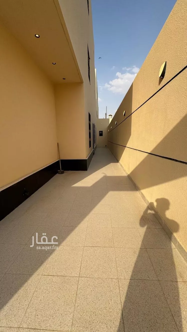 دور للبيع في شارع عفيفة بنت أحمد, حي الرمال, مدينة الرياض, منطقة الرياض صورة 3