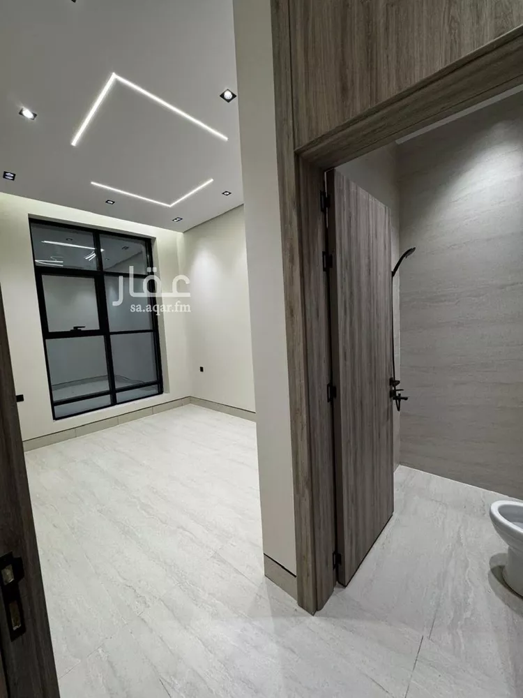 فيلا للبيع في شارع عبدالمنعم الواعظ, حي الرمال, مدينة الرياض, منطقة الرياض صورة 2