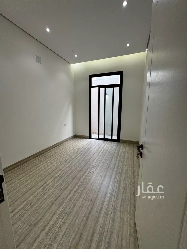 دور للبيع في شارع حسن بن عبدالله أبو ركبة, حي الرمال, مدينة الرياض, منطقة الرياض صورة 4