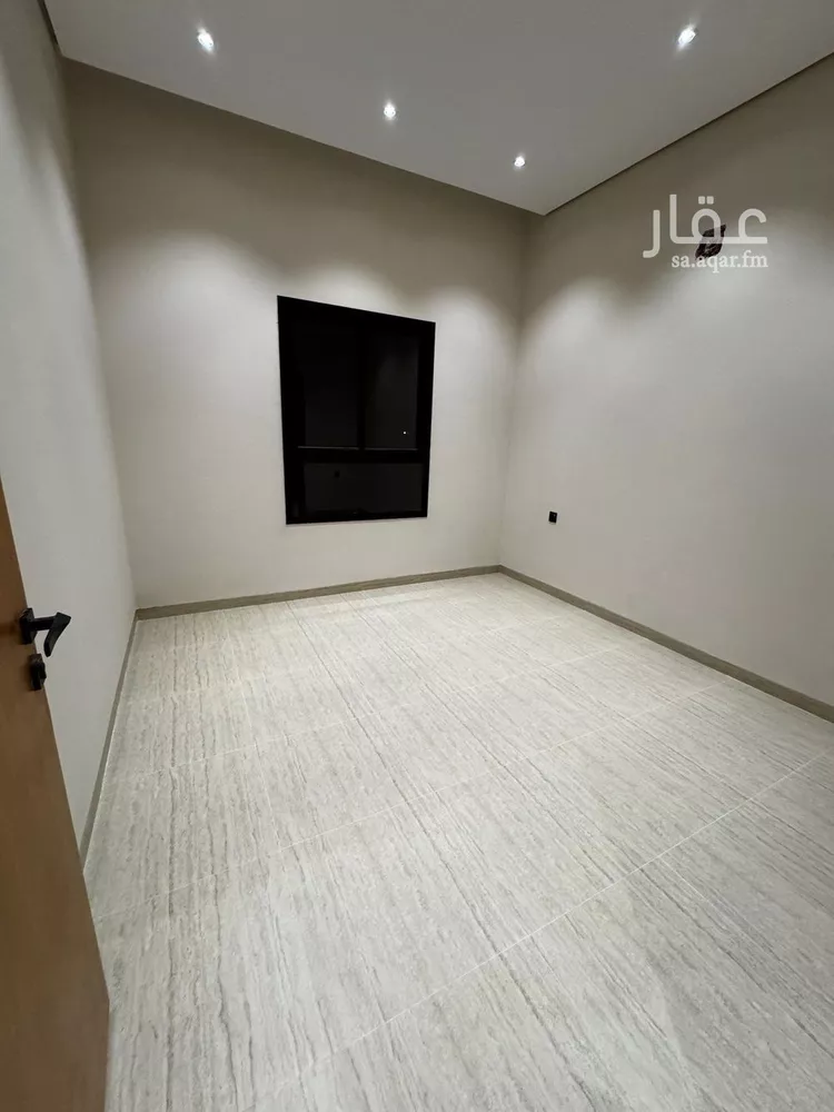 دور للبيع في شارع علي بن أبي طاهر, حي الرمال, مدينة الرياض, منطقة الرياض صورة 2