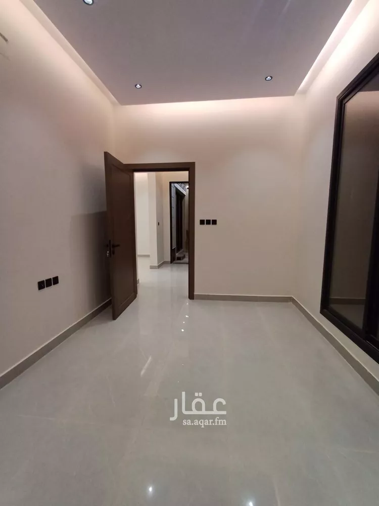 فيلا للبيع في شارع ابن علقمة التميمي, حي الرمال, مدينة الرياض, منطقة الرياض صورة 5