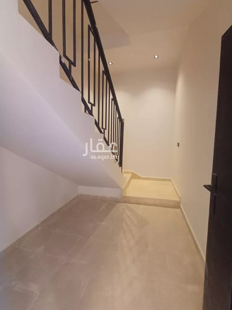 دور للبيع في شارع علي العصامي, حي البيان, مدينة الرياض, منطقة الرياض صورة 2