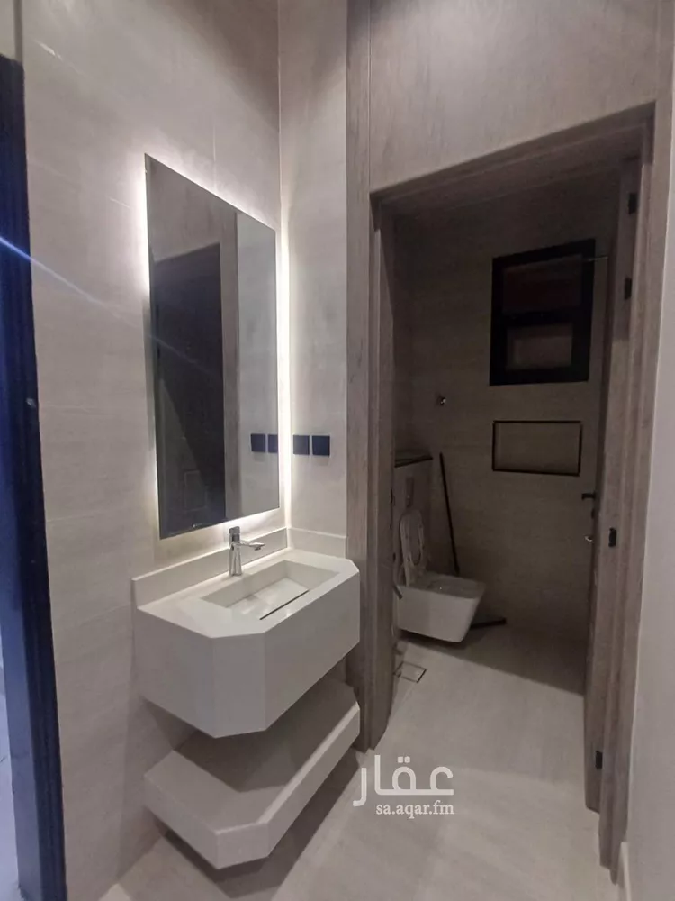 Floor for Sale in Riyadh Al Janadriyah صورة 4