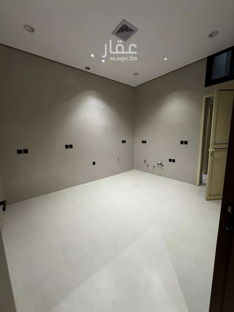 دور للبيع في شارع أبي الحسن علي الجرجاني4, حي الرمال, مدينة الرياض, منطقة الرياض صورة 4